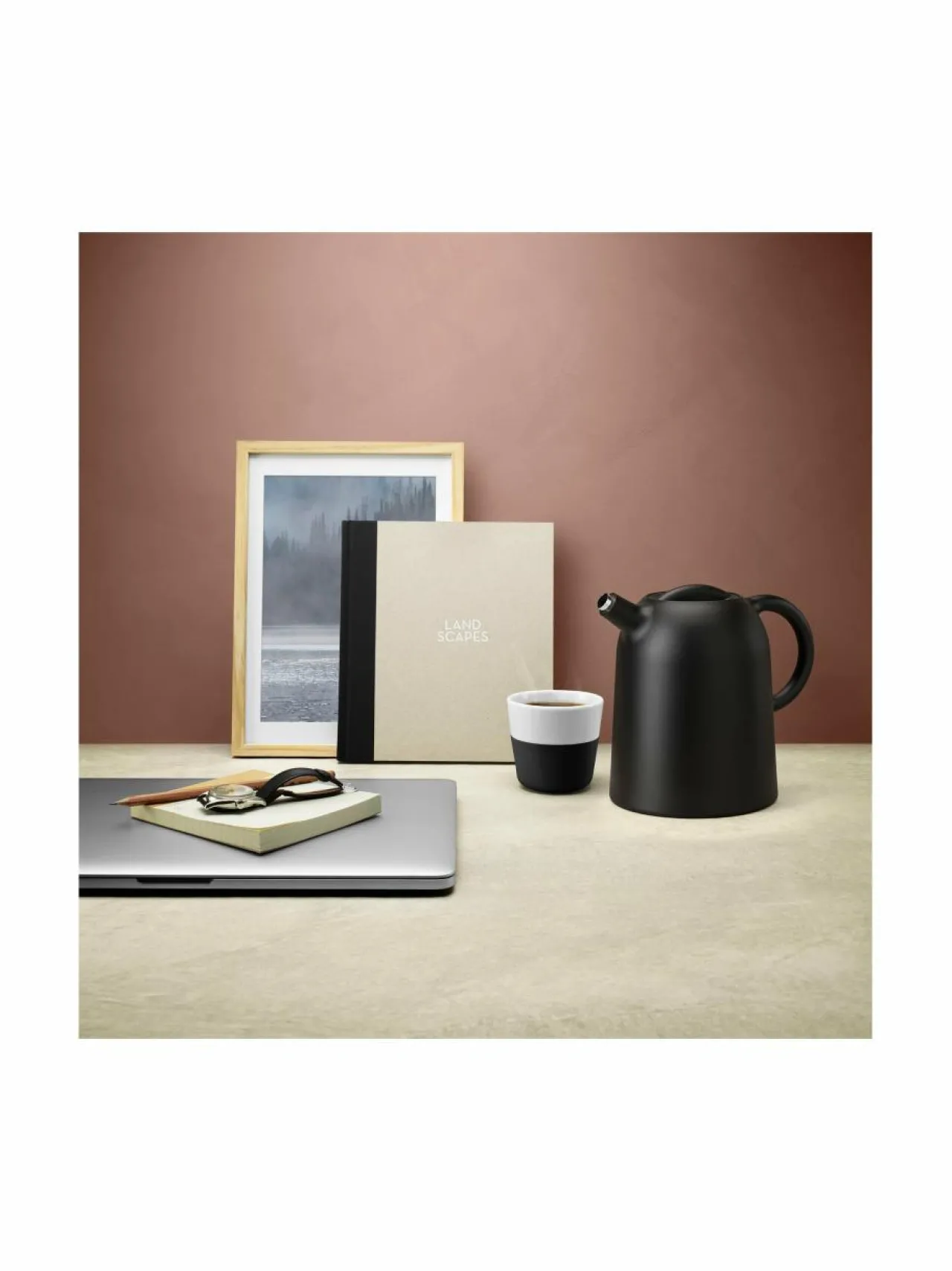 Tee, Kahvi & Vesi|Eva Solo Thimble-termoskannu 1 l BLACK