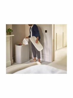 Pyykkihuolto|Joseph Joseph Tota Trio -pyykkikori 90 l ECRU