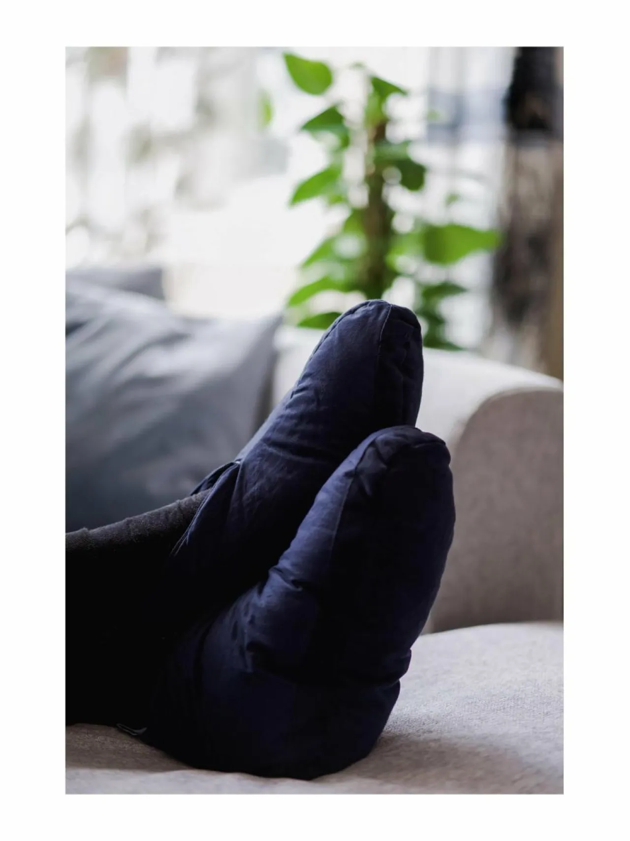 Peitteet & Tyynyt|Joutsen Untuvatossut DARK BLUE