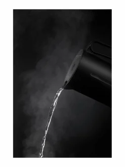 Kahvin- & Vedenkeittimet|Wilfa WSDK-2000B Svart Format -vedenkeitin 1,25L BLACK